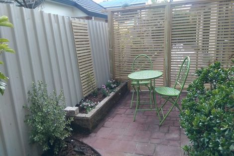 Photo of property in 2a Te Uruhi Grove, Paraparaumu, 5032