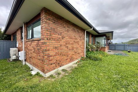 Photo of property in 11 Cottle Heath Close, Manor Park, Lower Hutt, 5019