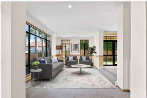 Photo of property in 17 Gilford Place, East Tamaki Heights, Auckland, 2016