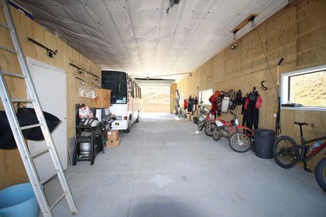 Photo of property in 211 Mcarthur Road, Springvale, Alexandra, 9391