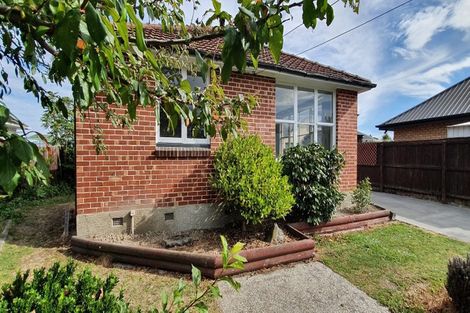 Photo of property in 17 Grosvenor Street, Redwood, Christchurch, 8051
