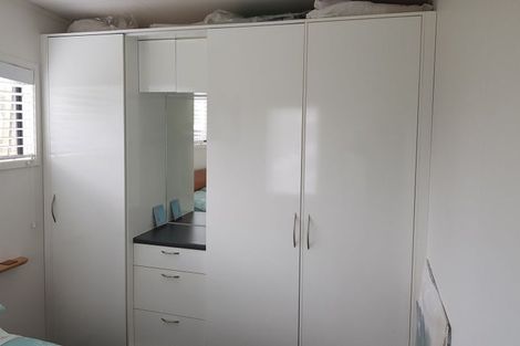 Photo of property in 38a Sunnynook Road, Sunnynook, Auckland, 0620