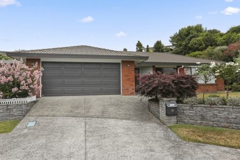 Photo of property in 10 Kororako Grove, Whalers Gate, New Plymouth, 4310