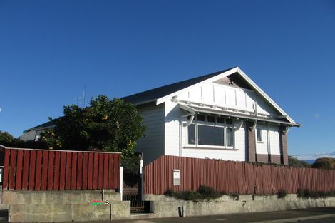 Photo of property in 34 Fitzroy Road, Bluff Hill, Napier, 4110