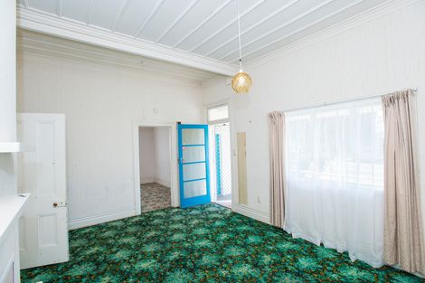 Photo of property in 338 Aberdeen Road, Gisborne, 4010