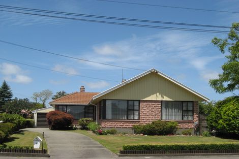 Photo of property in 4 Fenhall Street, Russley, Christchurch, 8042
