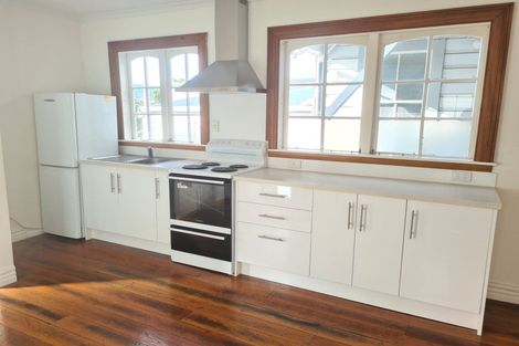 Photo of property in 132 Brougham Street, Mount Victoria, Wellington, 6011