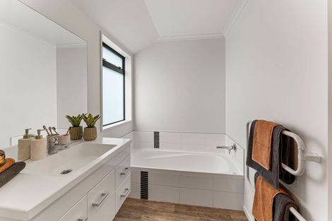 Photo of property in 9 Parker Street, Motueka, 7120