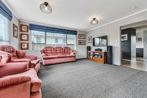 Photo of property in 12 Lansdowne Crescent, Glenview, Hamilton, 3206