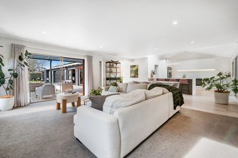 Photo of property in 18 Glengarry Avenue, Manly, Whangaparaoa, 0930