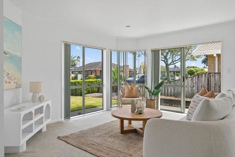 Photo of property in 2 James Henry Avenue, Papamoa Beach, Papamoa, 3118