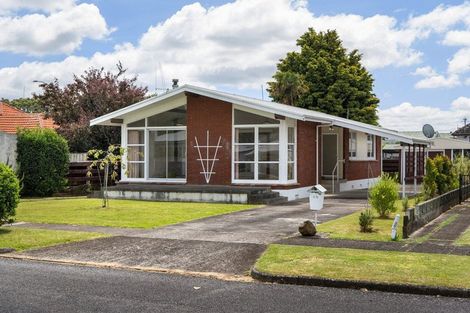 Photo of property in 10 Thorp Street, Paeroa, 3600