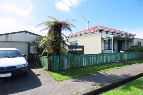 Photo of property in 21 Fonblanque Street, Westport, 7825