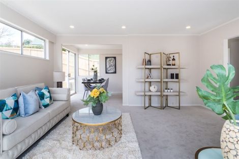 Photo of property in 31 Weatherly Road, Torbay, Auckland, 0630