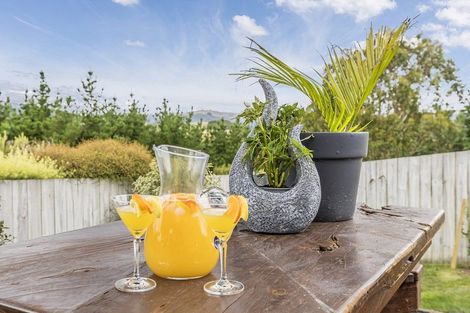 Photo of property in 152 Endeavour Drive, Whitby, Porirua, 5024