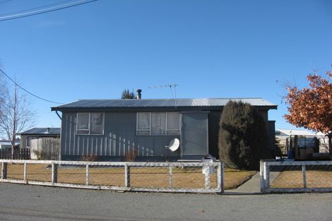 Photo of property in 17 Omahau Crescent, Twizel, 7901