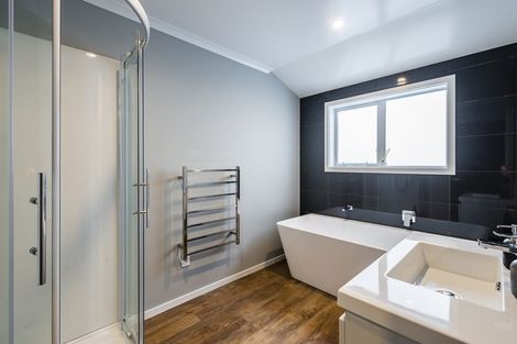 Photo of property in 14 Gallipoli Place, Paraparaumu, 5032