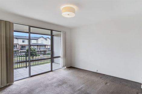 Photo of property in 4/25 Opito Way, East Tamaki, Auckland, 2013