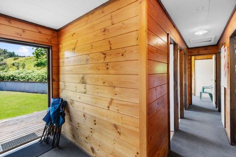 Photo of property in 9 Wilson Road, Hunterville, 4730