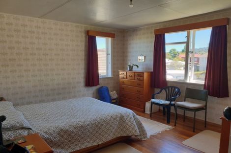 Photo of property in 114 Harvey Crescent, Thames, 3500