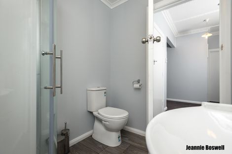 Photo of property in 53 Burns Avenue, Takaro, Palmerston North, 4412