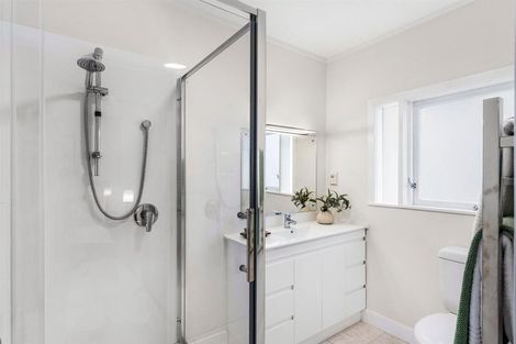 Photo of property in 1/19 Saltburn Road, Milford, Auckland, 0620