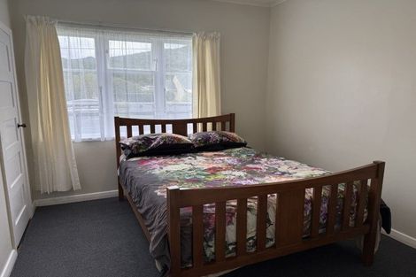 Photo of property in 13 Purser Grove, Fairfield, Lower Hutt, 5011