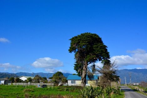 Photo of property in 3 Ray Street, Karamea, 7893