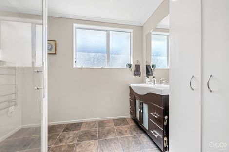 Photo of property in 29 Brightwater Crescent, Totara Park, Upper Hutt, 5018