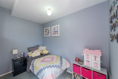 Photo of property in 2a Church Hill Road, Green Island, Dunedin, 9018