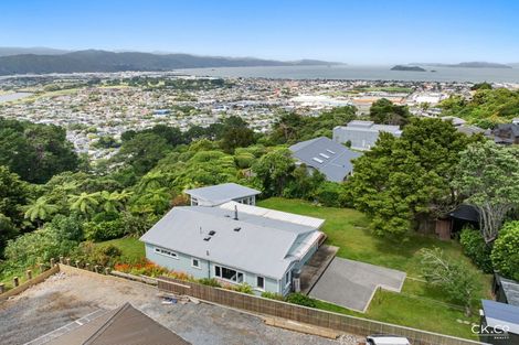 Photo of property in 34 Miromiro Road, Normandale, Lower Hutt, 5010