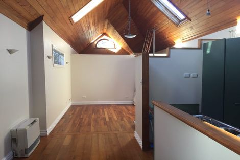 Photo of property in 82 Elizabeth Street, Mount Victoria, Wellington, 6011