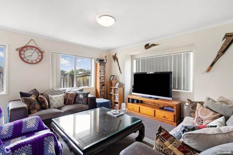 Photo of property in 12 Rock Daisy Crescent, Mangere, Auckland, 2022