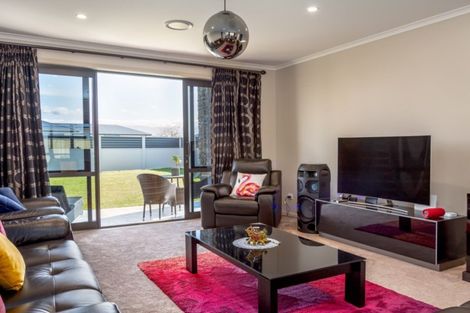 Photo of property in 1 Mcdonald Way, Lansdowne, Masterton, 5810