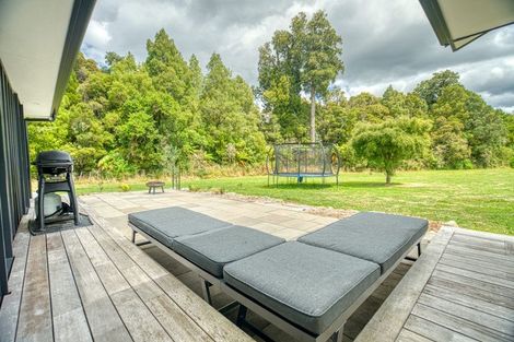 Photo of property in 5 Fairway Drive, Moana, 7872