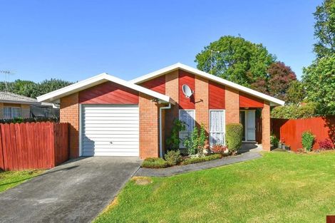 Photo of property in 5 Woodlark Close, Weymouth, Auckland, 2103