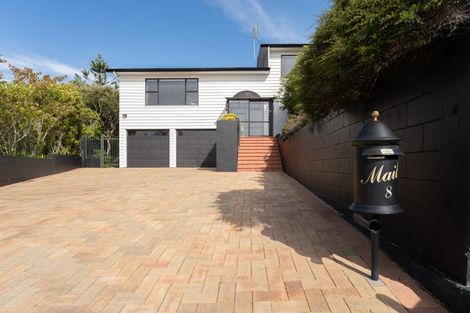 Photo of property in 8 Hillview Crescent, Paparangi, Wellington, 6037