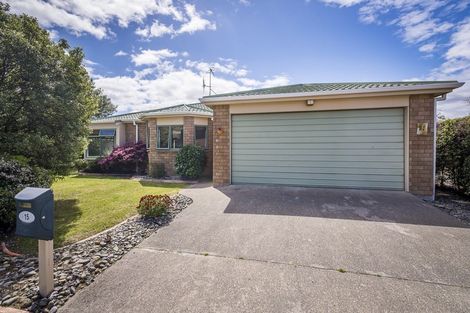 Photo of property in 15 Beachwater Grove, Paraparaumu Beach, Paraparaumu, 5032