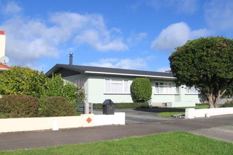 Photo of property in 18 Saint Johns Avenue, Palmerston North, 4414