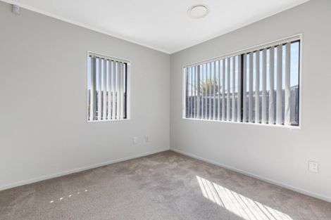 Photo of property in 2/18 Maunu Road, Papatoetoe, Auckland, 2025