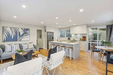 Photo of property in 66 Verbena Road, Birkdale, Auckland, 0626