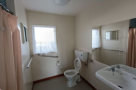 Photo of property in 2/990 High Street, Avalon, Lower Hutt, 5011