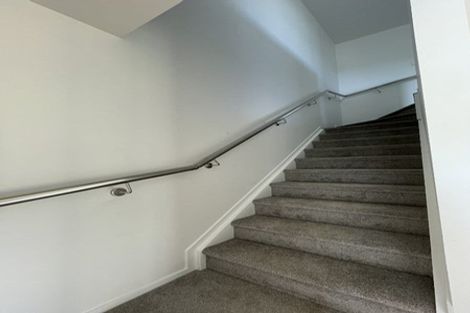 Photo of property in 19a Poruru Close, Papakura, 2110