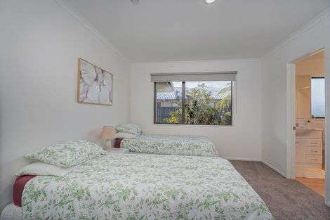 Photo of property in 51 Cholmondeley Crescent, Whitianga, 3510
