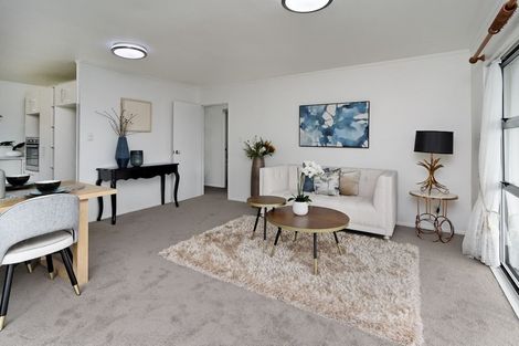 Photo of property in 2/56 Archibald Road, Kelston, Auckland, 0602