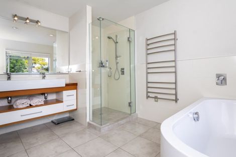 Photo of property in 6 Terrace Avenue, Mount Maunganui, 3116