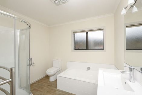 Photo of property in 100b Smart Road, Glen Avon, New Plymouth, 4312