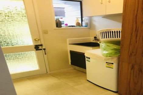 Photo of property in 16 Pohutukawa Place, Ellerslie, Auckland, 1051