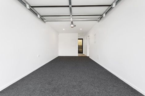 Photo of property in 30c Russell Road, Manurewa, Auckland, 2102