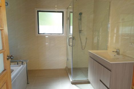 Photo of property in 2045 East Coast Road, Stillwater, Silverdale, 0993